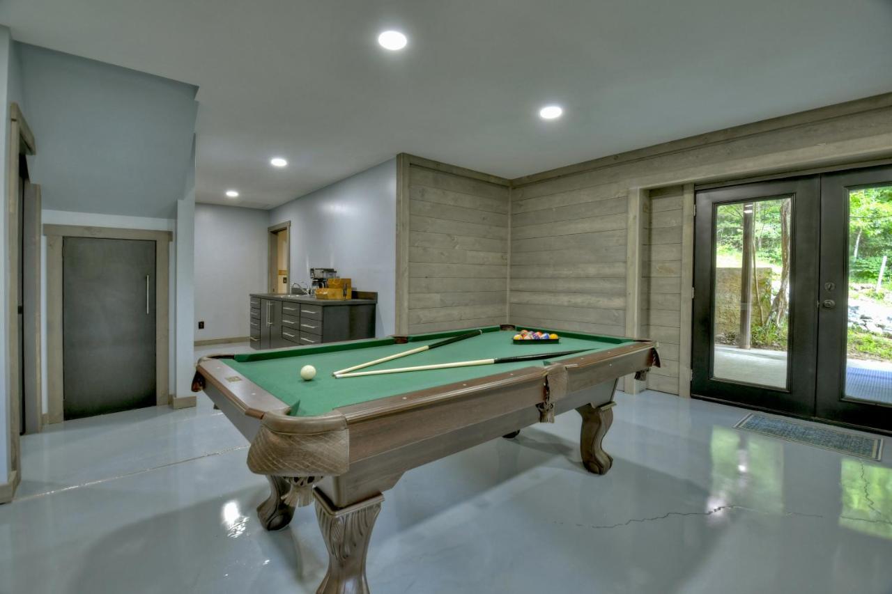 The Chariot - Creek Front With Hottub, Fire Pits, Billiards, Ev Charger - Sandalwood Stays Блу Ридж Екстериор снимка