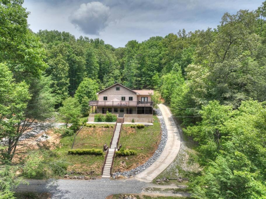 The Chariot - Creek Front With Hottub, Fire Pits, Billiards, Ev Charger - Sandalwood Stays Блу Ридж Екстериор снимка