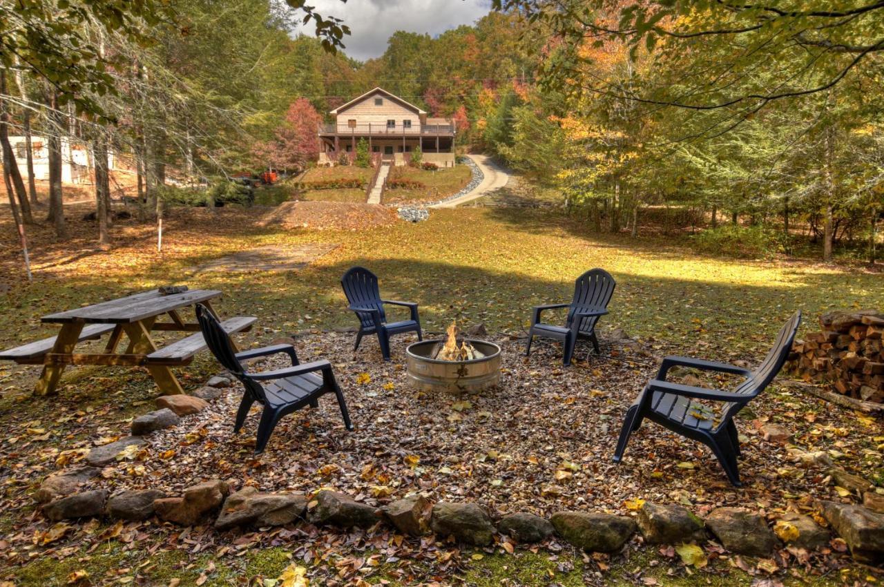 The Chariot - Creek Front With Hottub, Fire Pits, Billiards, Ev Charger - Sandalwood Stays Блу Ридж Екстериор снимка